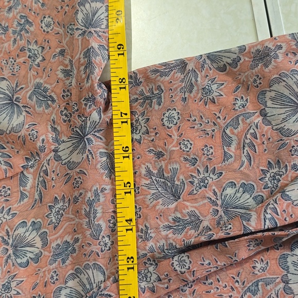 William Rast Blouse Size Medium - Picture 11 of 12